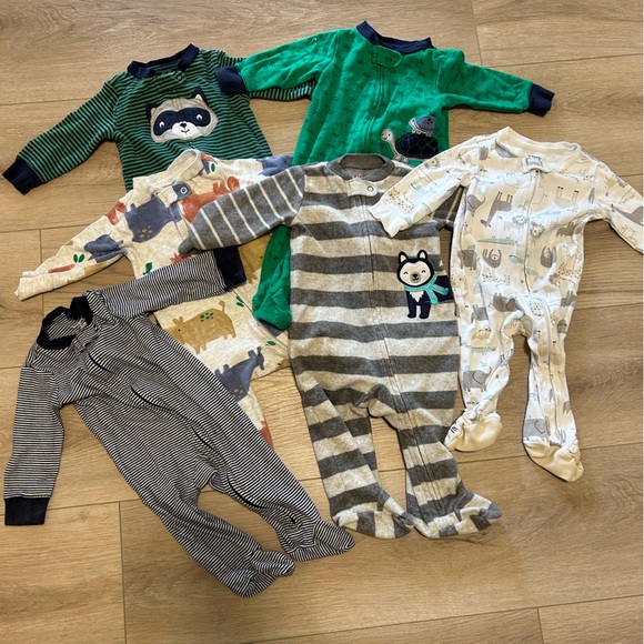 Bundle/Lot of 11 3-6 month Onesie Footie PJs - Carter’s and Cloud Island - Picture 3 of 11